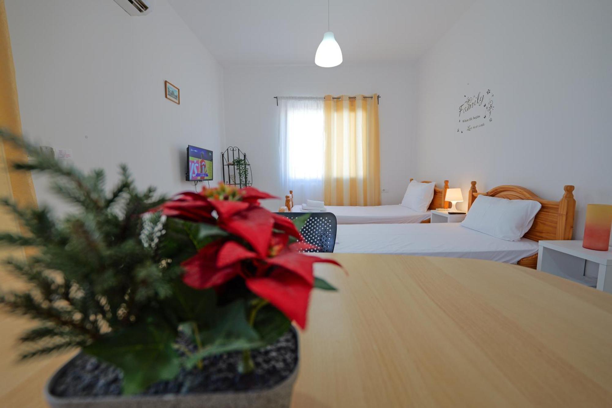 Central Garden Residence Sofia - Free Parking Ksamil Exterior photo